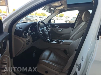 2016 Mercedes-Benz GLC 300 – miniatura 9