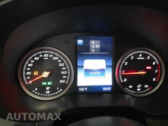 2016 Mercedes-Benz GLC 300 - miniatura 12