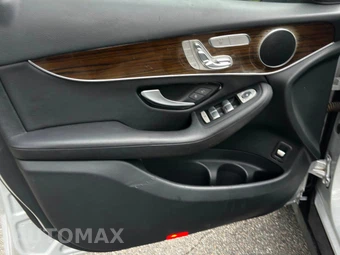 2016 Mercedes-Benz GLC 300 – miniatura 10