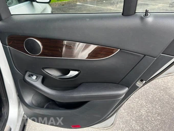 2016 Mercedes-Benz GLC 300 – miniatura 16