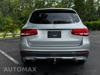 2016 Mercedes-Benz GLC 300 – miniatura 4