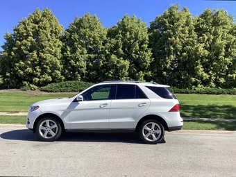 2016 Mercedes-Benz GLE 350 - miniatura 3