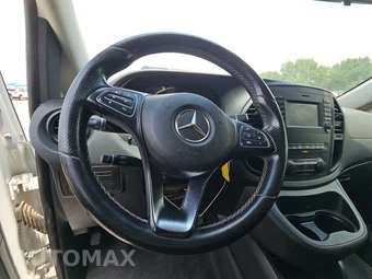 2016 Mercedes-Benz Metris Cargo Van 126.0" WB - miniatura 10