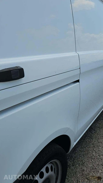 2016 Mercedes-Benz Metris Cargo Van 126.0" WB - miniatura 23