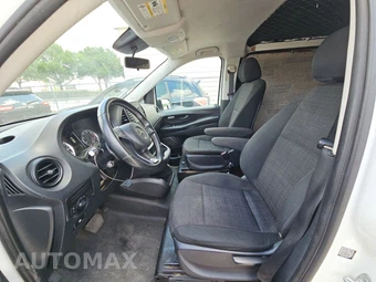 2016 Mercedes-Benz Metris Cargo Van 126.0" WB - miniatura 7
