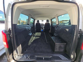 2016 Mercedes-Benz Metris Passenger Van 126.0" WB - miniatura 15