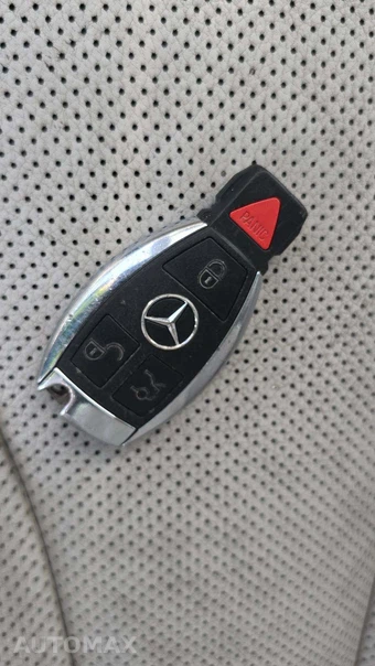 2016 Mercedes-Benz S 550 4MATIC Sedan - miniatura 19