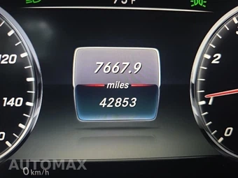 2016 Mercedes-Benz S 550 Sedan - miniatura 15