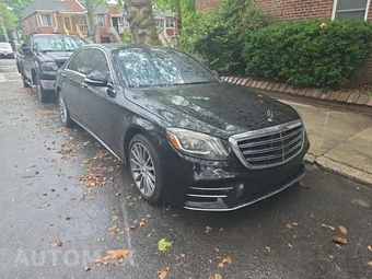 2016 Mercedes-Benz S 550 Sedan - miniatura 3