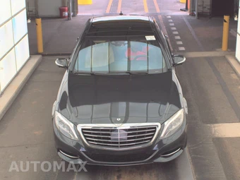 2016 Mercedes-Benz S 550 Sedan - miniatura 2