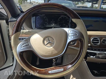 2016 Mercedes-Benz S 550 Sedan - miniatura 10