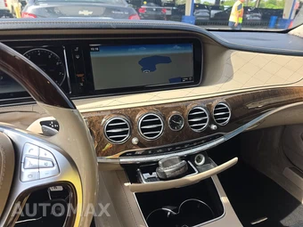 2016 Mercedes-Benz S 550 Sedan - miniatura 11