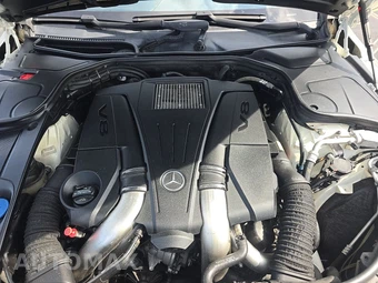 2016 Mercedes-Benz S 550 Sedan - miniatura 15