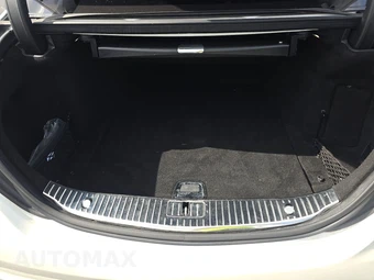 2016 Mercedes-Benz S 550 Sedan - miniatura 16
