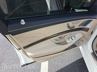2016 Mercedes-Benz S 550 Sedan - miniatura 9