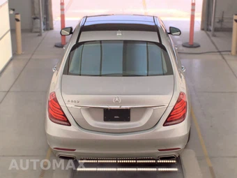 2016 Mercedes-Benz S 550 Sedan - miniatura 5