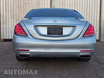 2016 Mercedes-Benz S 550 Sedan - miniatura 8