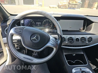 2016 Mercedes-Benz S 550 Sedan - miniatura 11