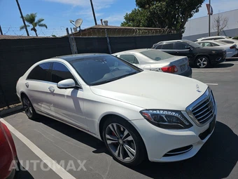 2016 Mercedes-Benz S 550 Sedan - miniatura 3