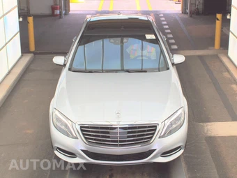 2016 Mercedes-Benz S 550 Sedan - miniatura 2