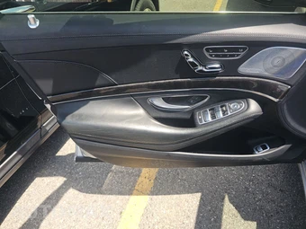 2016 Mercedes-Benz S 550 Sedan - miniatura 9