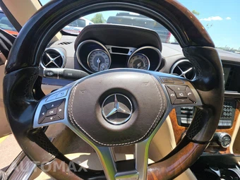 2016 Mercedes-Benz SL 550 – miniatura 10