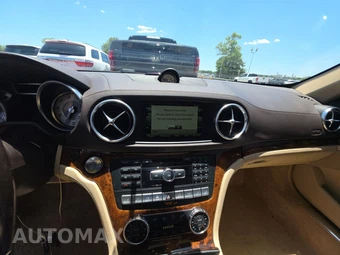 2016 Mercedes-Benz SL 550 – miniatura 11