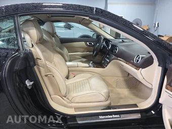2016 Mercedes-Benz SL 550 - miniatura 8