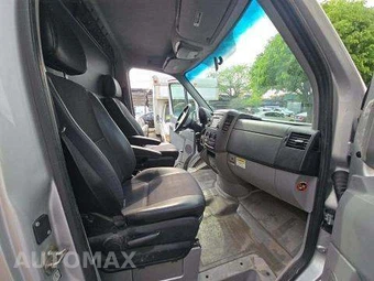 2016 Mercedes-Benz Sprinter 2500 Cargo Van Standard Roof 144.3" WB – miniatura 16