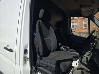 2016 Mercedes-Benz Sprinter 2500 Cargo Van Standard Roof 144.3" WB - miniatura 18