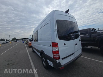 2016 Mercedes-Benz Sprinter 2500 Crew Van Standard Roof 144.3" WB - miniatura 6
