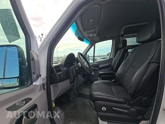 2016 Mercedes-Benz Sprinter 2500 Crew Van Standard Roof 144.3" WB - miniatura 7