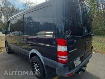 2016 Mercedes-Benz Sprinter 2500 Crew Van Standard Roof 144.3" WB – miniatura 2