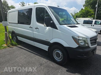 2016 Mercedes-Benz Sprinter 2500 Crew Van Standard Roof 144.3" WB - miniatura 3