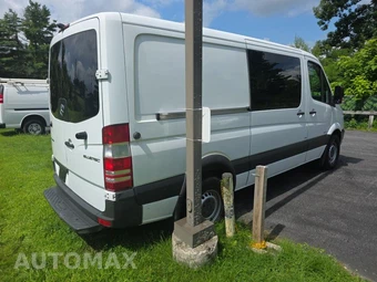 2016 Mercedes-Benz Sprinter 2500 Crew Van Standard Roof 144.3" WB - miniatura 4