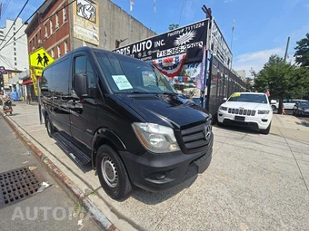 2016 Mercedes-Benz Sprinter 2500 Passenger Van 144.3" WB – miniatura 4
