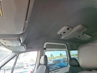 2016 Mercedes-Benz Sprinter 2500 Passenger Van High Roof 170.3" WB - miniatura 21
