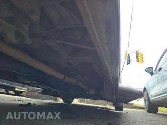 2016 Mercedes-Benz Sprinter 3500 Cab Chassis DRW – miniatura 15