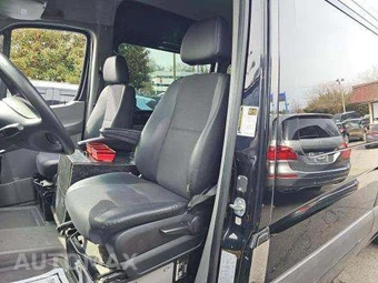 2016 Mercedes-Benz Sprinter 3500 Cab Chassis DRW – miniatura 6