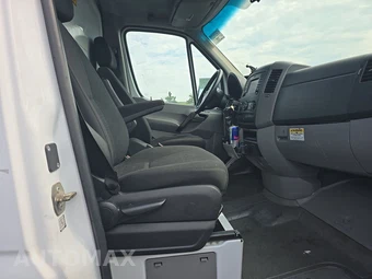 2016 Mercedes-Benz Sprinter 3500 Cab Chassis DRW - miniatura 8