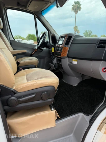 2016 Mercedes-Benz Sprinter 3500 Cab Chassis DRW – miniatura 11