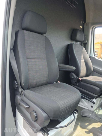 2016 Mercedes-Benz Sprinter 3500 Cargo Van DRW High Roof 144.3" WB – miniatura 16