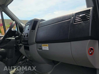 2016 Mercedes-Benz Sprinter 3500 Cargo Van DRW High Roof 144.3" WB – miniatura 17