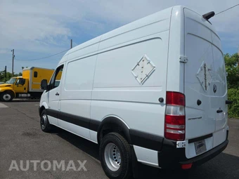 2016 Mercedes-Benz Sprinter 3500 Cargo Van DRW High Roof 144.3" WB – miniatura 2