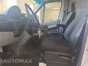 2016 Mercedes-Benz Sprinter 3500 Cargo Van High Roof 170.3" WB – miniatura 7