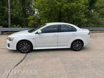 2016 Mitsubishi Lancer SE - miniatura 14