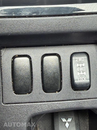 2016 Mitsubishi Lancer SE - miniatura 24