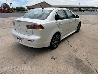 2016 Mitsubishi Lancer SE - miniatura 38