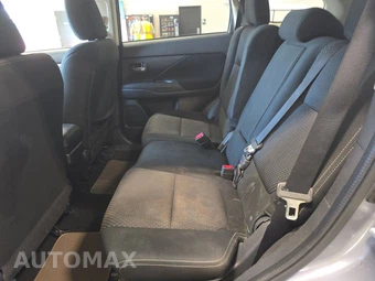 2016 Mitsubishi Outlander ES – miniatura 13