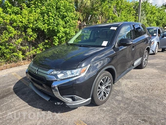 2016 Mitsubishi Outlander SE